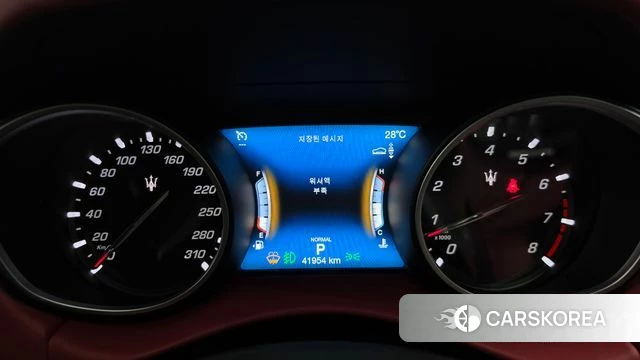 Maserati Levante id 4882324 из Кореи 33