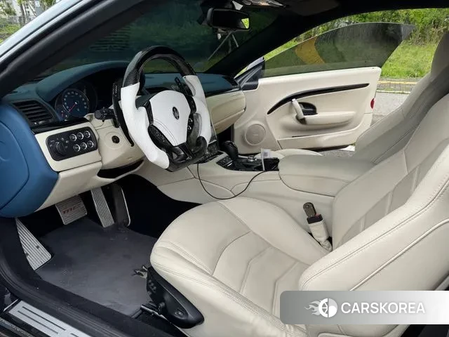 Maserati GranTurismo id 2941388 из Кореи 7