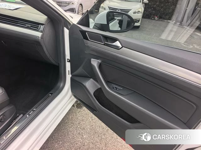 Volkswagen CC id 4238807 из Китая 21