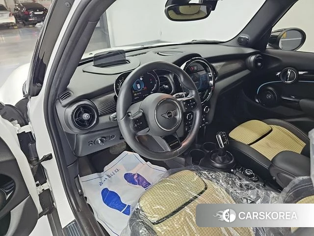 Mini Cooper S id 4630687 из Кореи 15