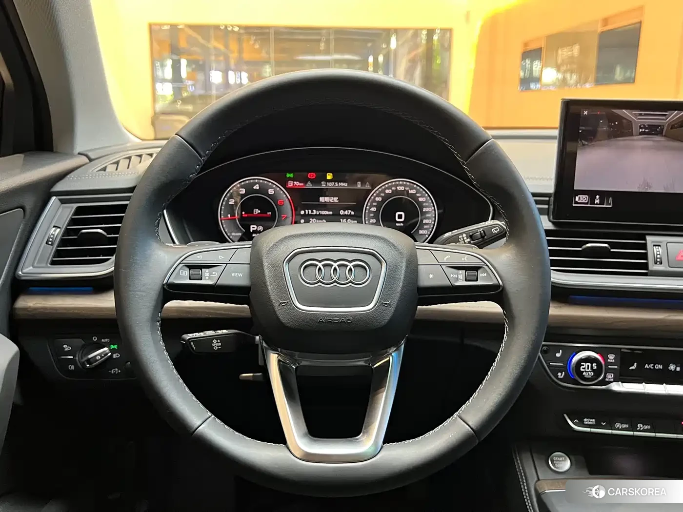 Audi Q5L id 4553832 из Китая 17