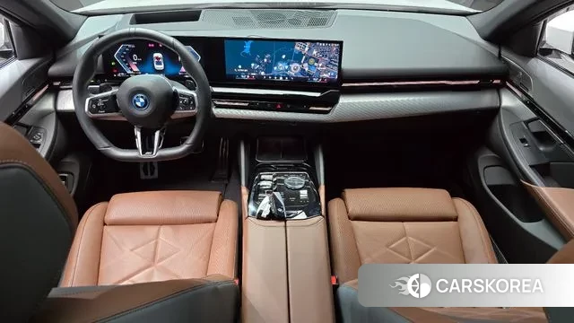 BMW 5 Series (G60) id 3011013 из Кореи 17