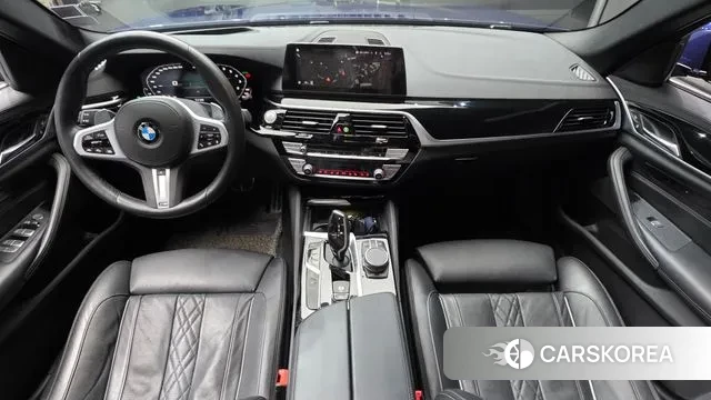 BMW 5 Series (G30) id 3661242 из Кореи 17