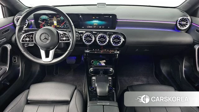 Mercedes-Benz A-Class W177 id 4535135 из Кореи 32