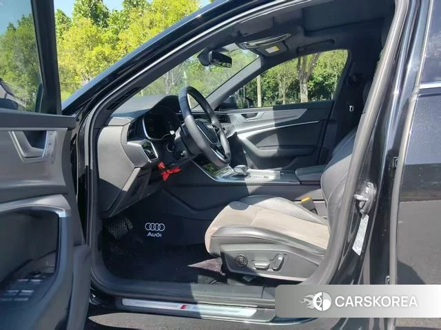Audi A6L id 4380665 из Китая 7