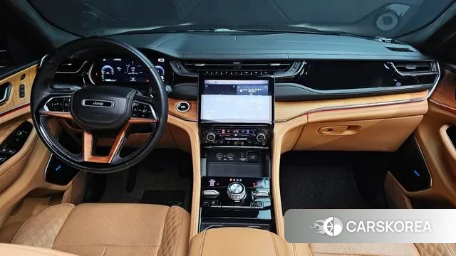 Jeep Grand Cherokee (WL) id 3745882 из Кореи 17