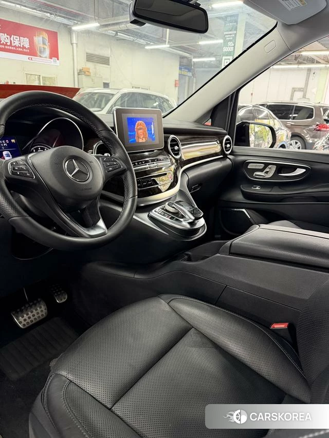 Mercedes-Benz V-class id 4219584 из Китая 9