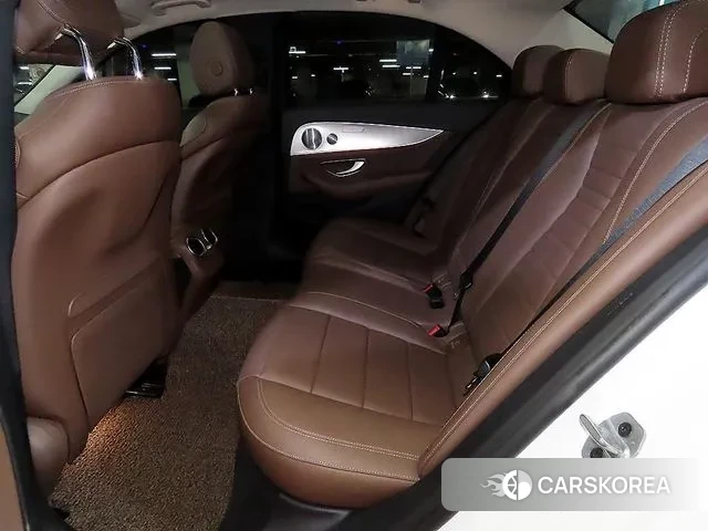 Mercedes-Benz E-Class W213 id 3656592 из Кореи 12