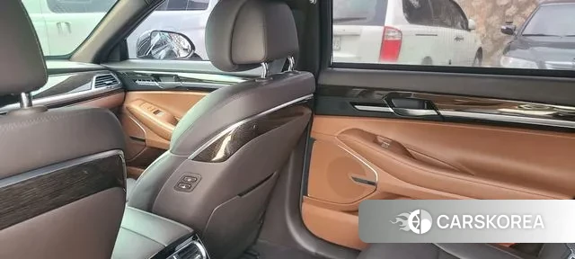 Genesis G90 id 3509851 из Кореи 12