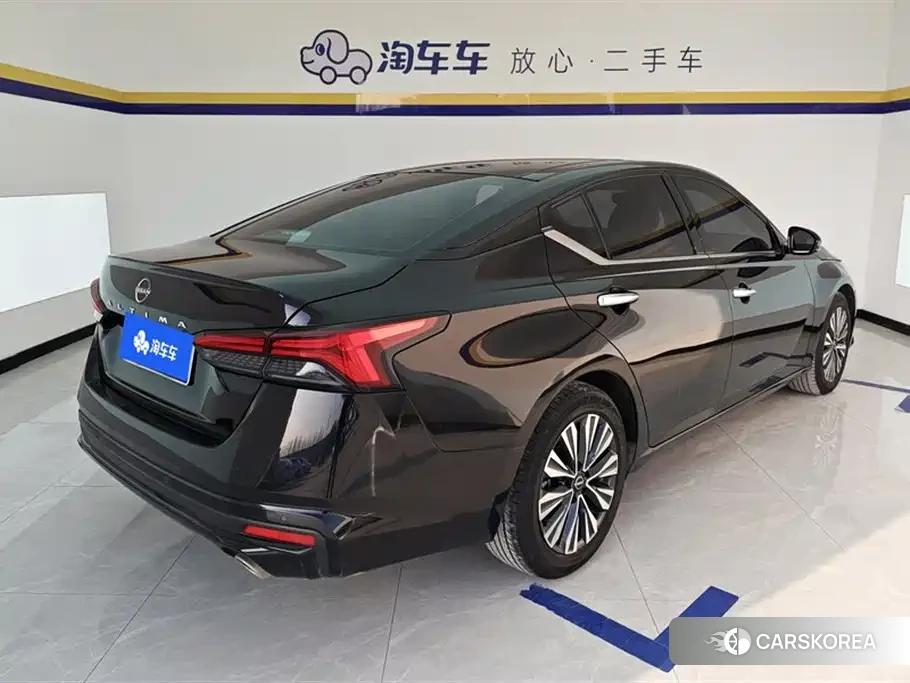Nissan Altima id 4600360 из Китая 13
