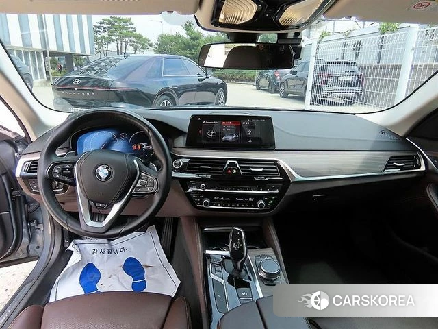 BMW 5 Series (G30) id 4477237 из Кореи 17