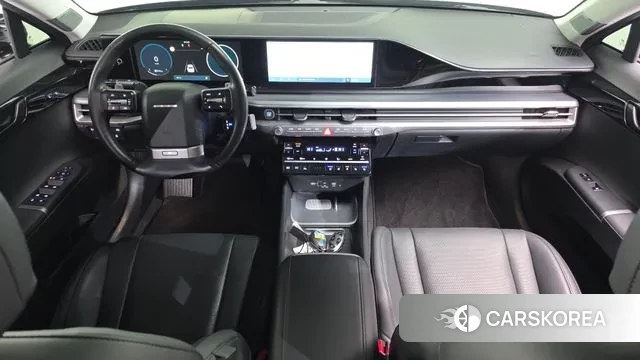 Hyundai Grandeur (GN7) id 3599955 из Кореи 17