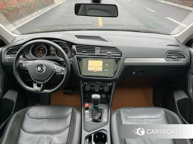 Volkswagen Tiguan L id 4290865 из Китая 19
