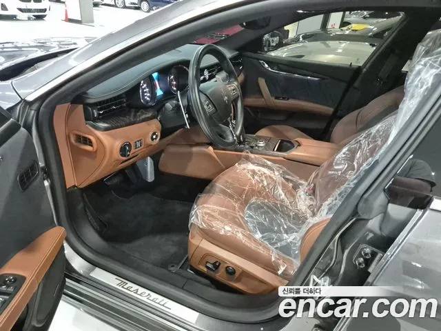 Maserati Quattroporte id 2669216 из Кореи 17
