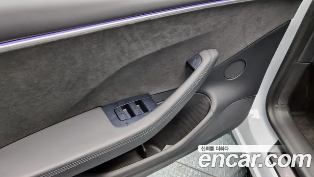 Tesla Model 3 id 2682790 из Кореи 17