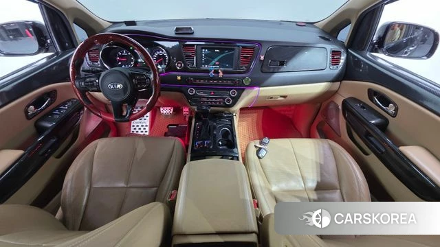 Kia All New Carnival id 3886614 из Кореи 17