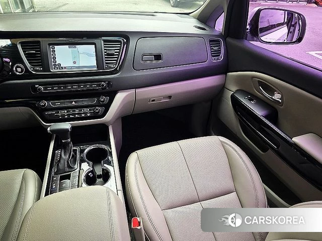 Kia The New Carnival id 4411235 из Кореи 17