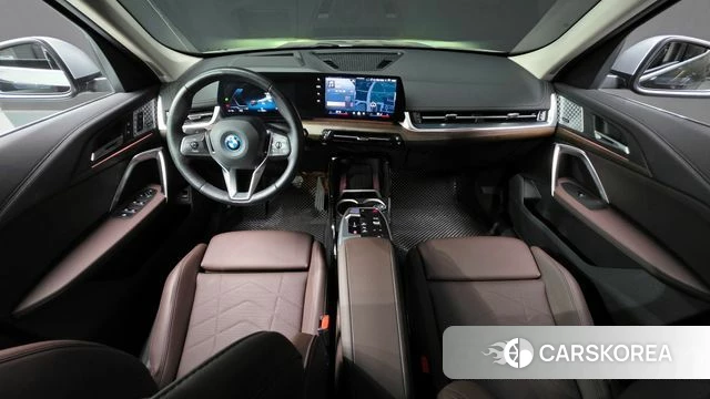 BMW iX1 (U11) id 4280203 из Кореи 33
