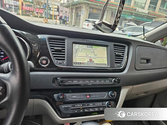 Kia The New Carnival id 4188219 из Кореи 7