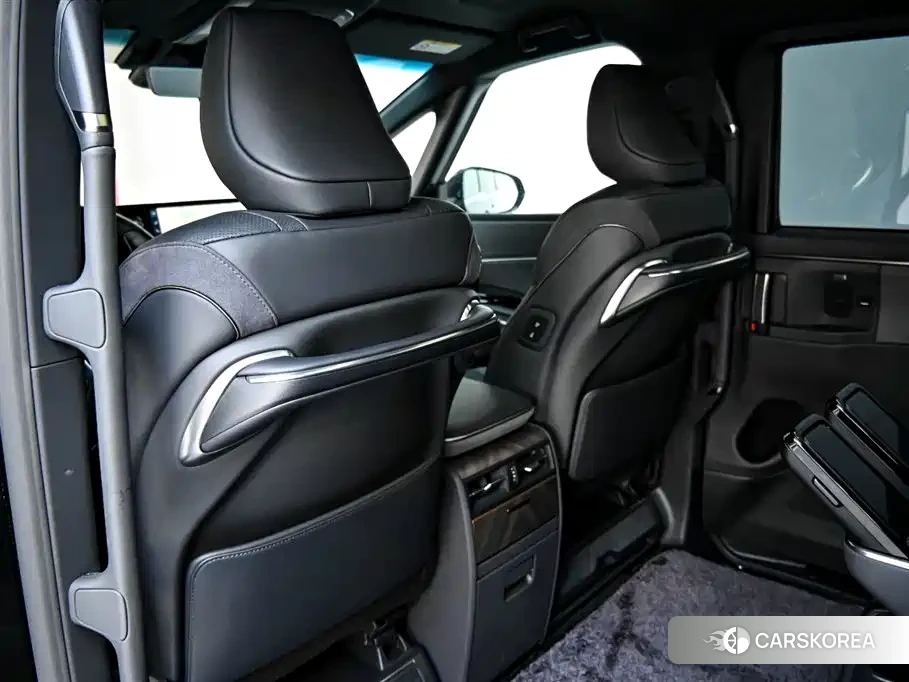 Lexus LM id 4589114 из Китая 37
