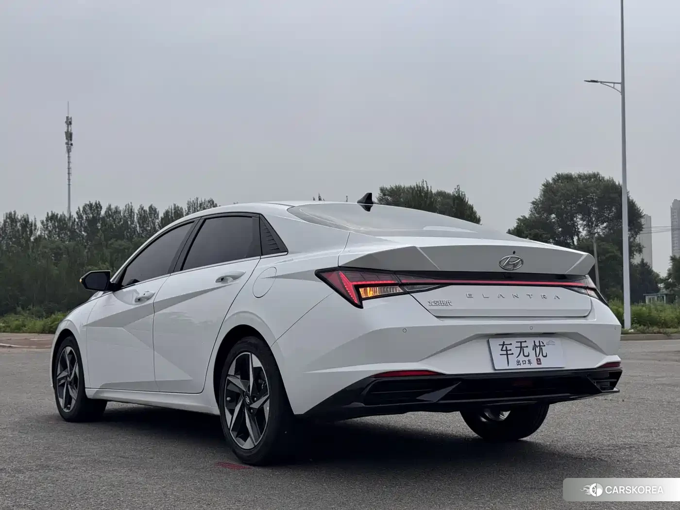 Hyundai Elantra id 4553719 из Китая 17