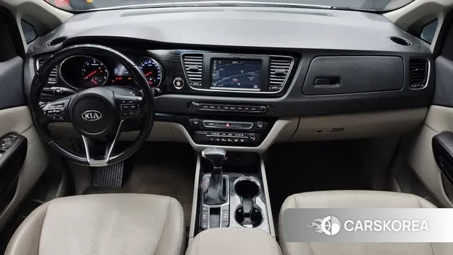 Kia The New Carnival id 3656508 из Кореи 17