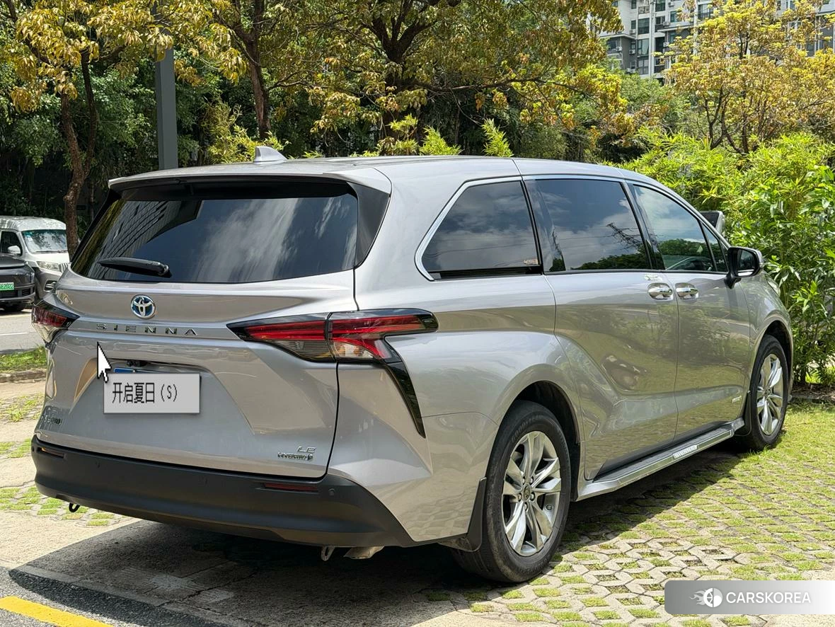 Toyota Saina id 4419552 из Китая 11