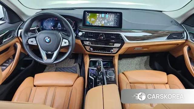 BMW 5 Series (G30) id 3384979 из Кореи 17