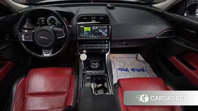 Jaguar XE id 3728438 из Кореи 17