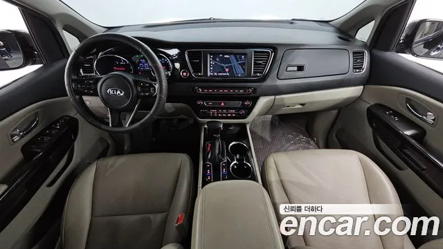 Kia The New Carnival id 2850443 из Кореи 17