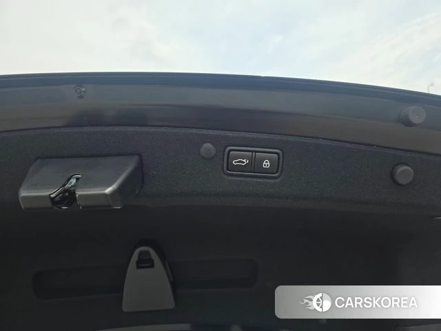 Hyundai The New Grandeur IG Hybrid id 4482119 из Кореи 17