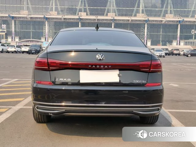 Volkswagen Passat id 4263135 из Китая 17