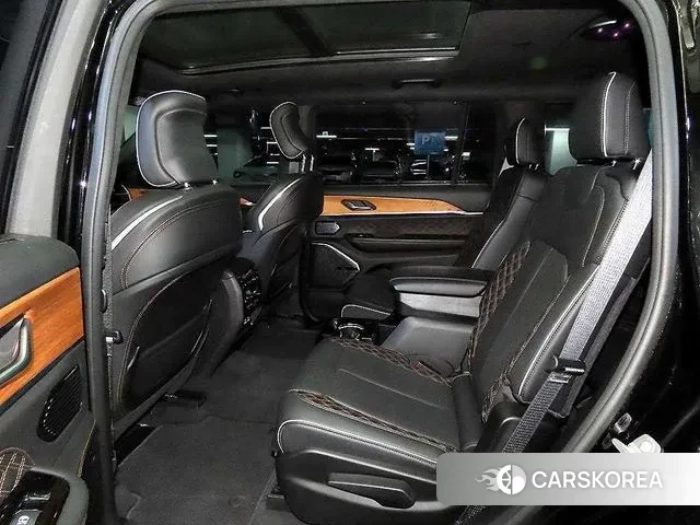 Jeep Grand Cherokee (WL) id 3770128 из Кореи 17