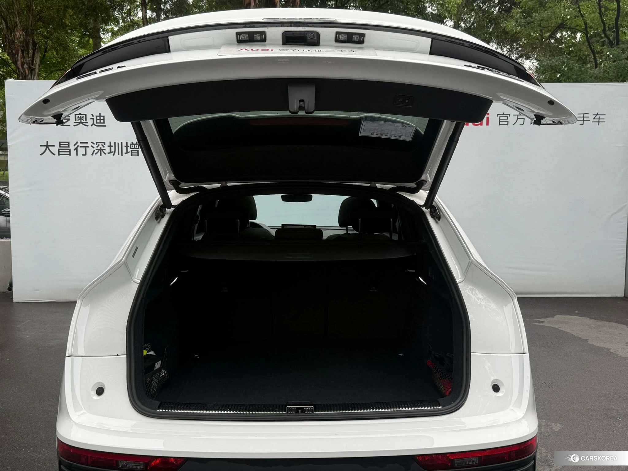 Audi Q5L Sportback id 4440764 из Китая 23