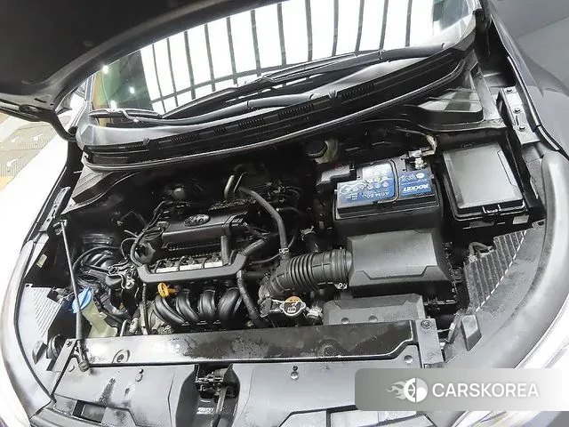 Kia Stonic id 3602394 из Кореи 17