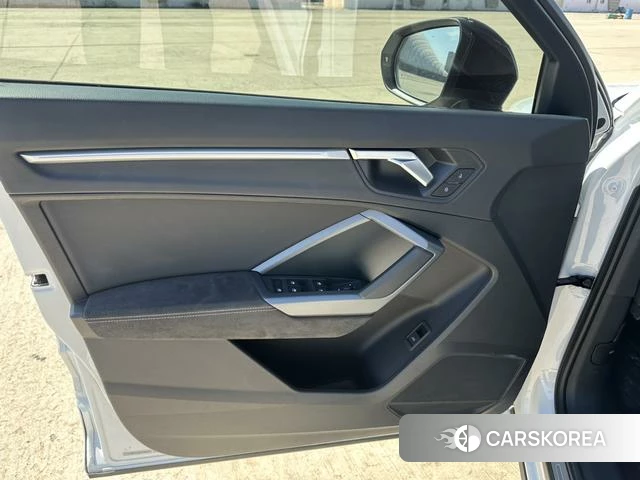 Audi Q3 Sportback id 4274421 из Китая 15