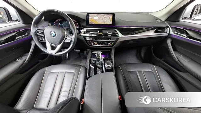 BMW 5 Series (G30) id 3391087 из Кореи 17