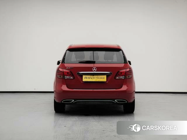 Mercedes-Benz Class B id 4209692 из Китая 17