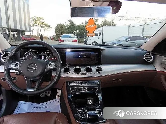 Mercedes-Benz E-Class W213 id 3695019 из Кореи 17