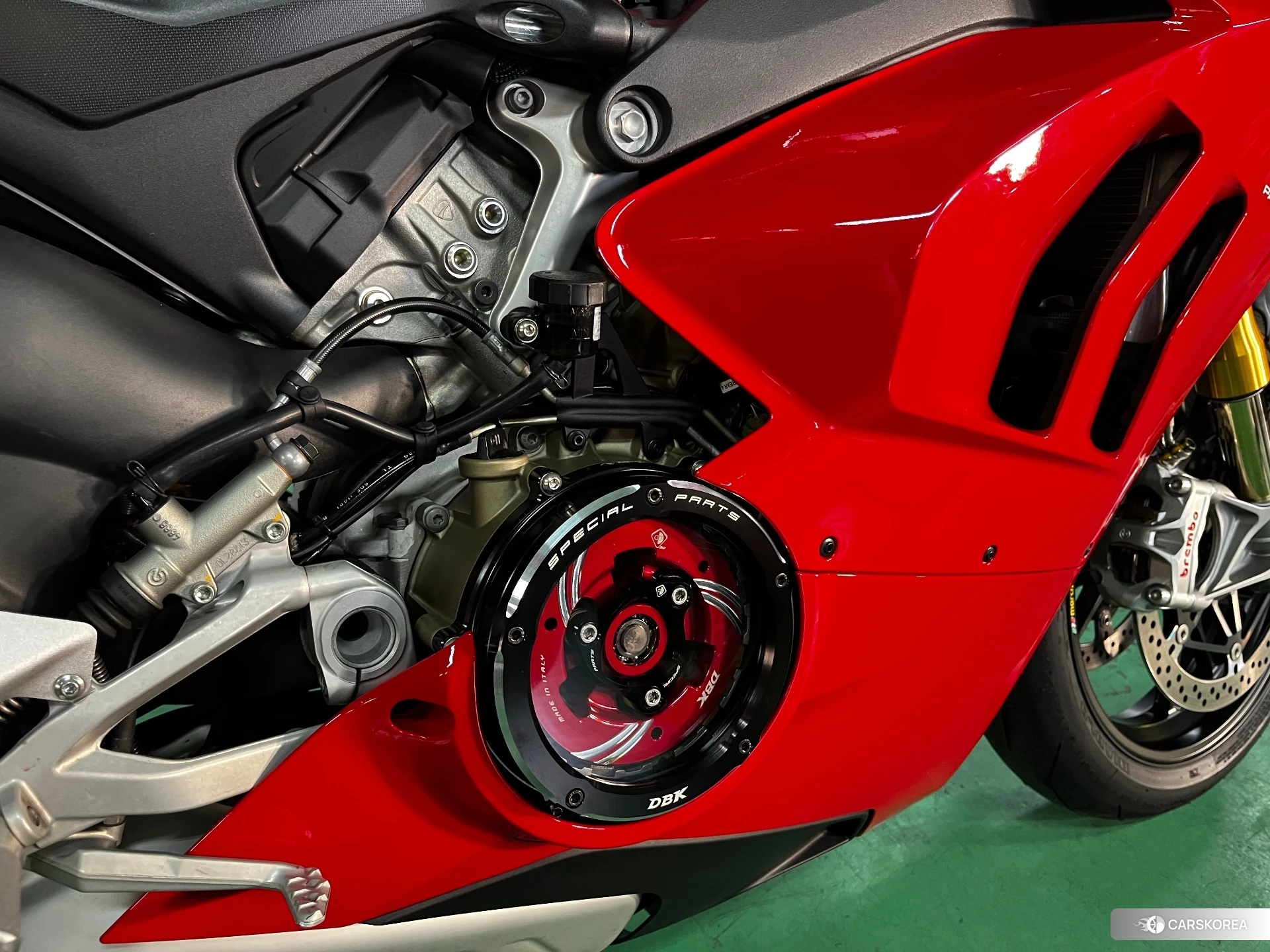 Ducati PANIGALE V4 S id 3952000 из Японии 7