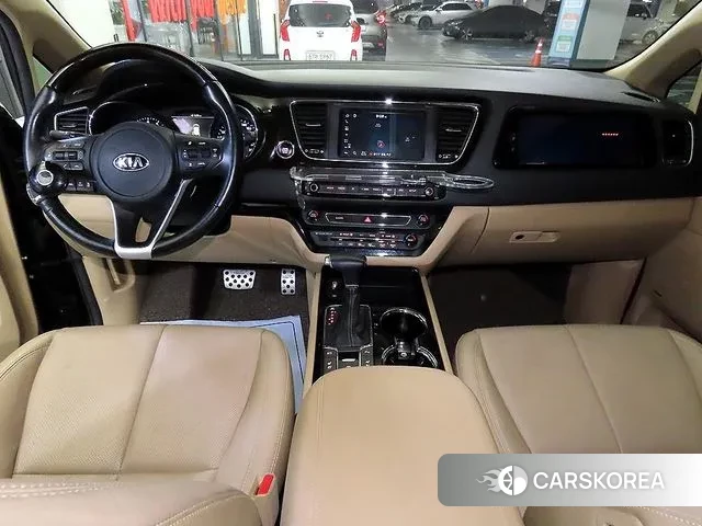 Kia The New Carnival id 3672682 из Кореи 17