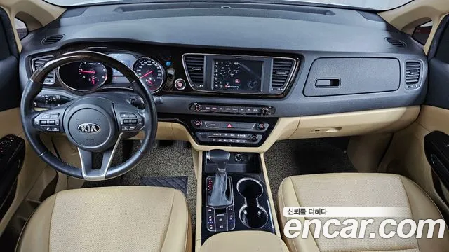 Kia The New Carnival id 2712646 из Кореи 17