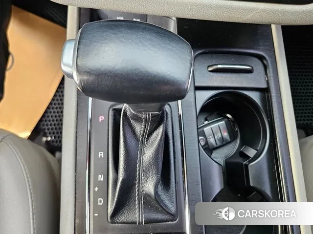 Kia All New Carnival id 3061102 из Кореи 17