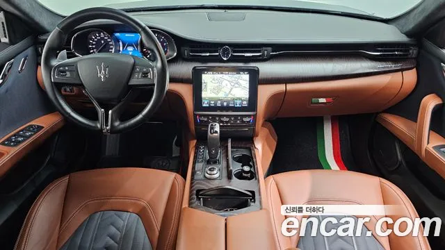 Maserati Quattroporte id 2756203 из Кореи 17