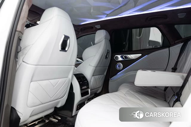 BMW XM id 4260702 из Китая 21