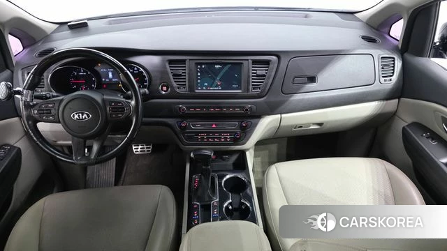 Kia The New Carnival id 4689349 из Кореи 17