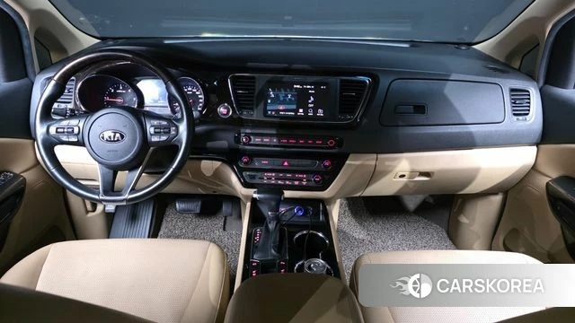 Kia The New Carnival id 4637865 из Кореи 17