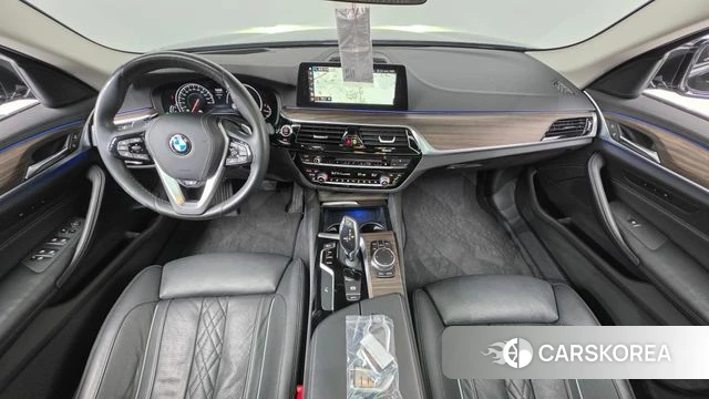BMW 5 Series (G30) id 4689366 из Кореи 17
