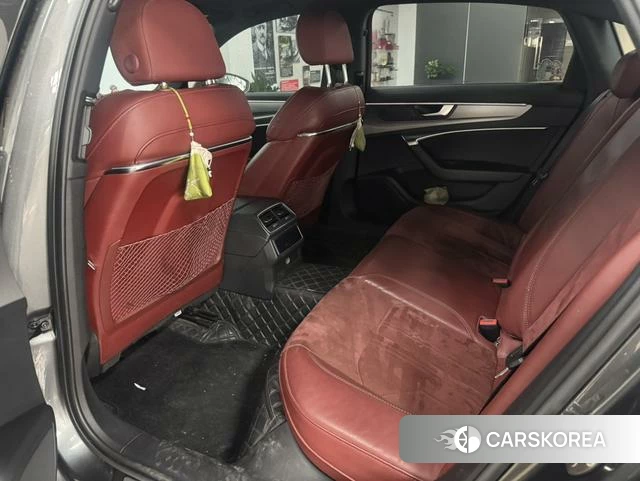 Audi A6L id 4271837 из Китая 7