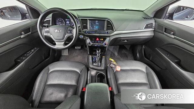 Hyundai Avante AD id 3925193 из Кореи 17